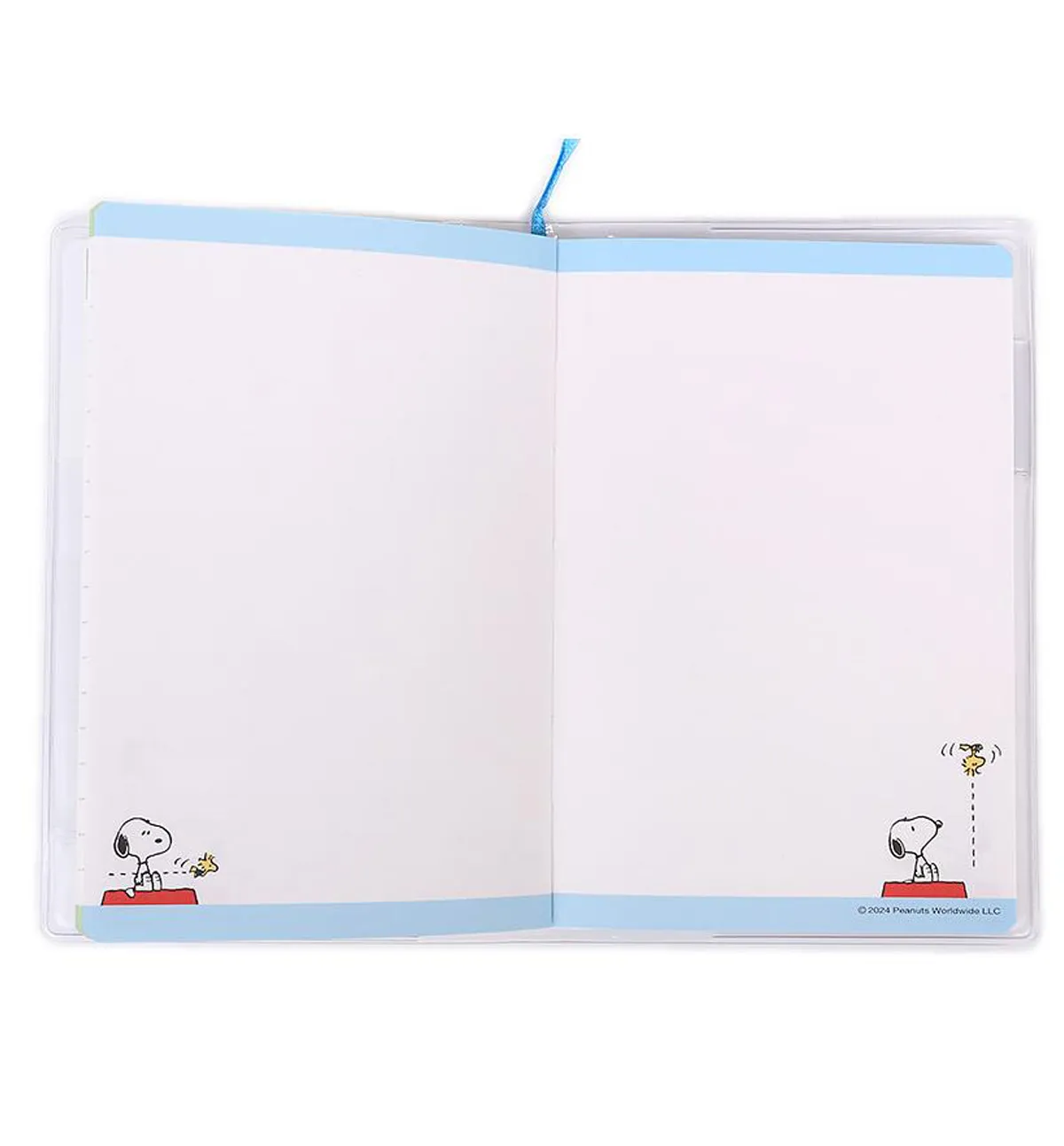 2025 Peanuts Snoopy Monthly Planner [Pocket Size]