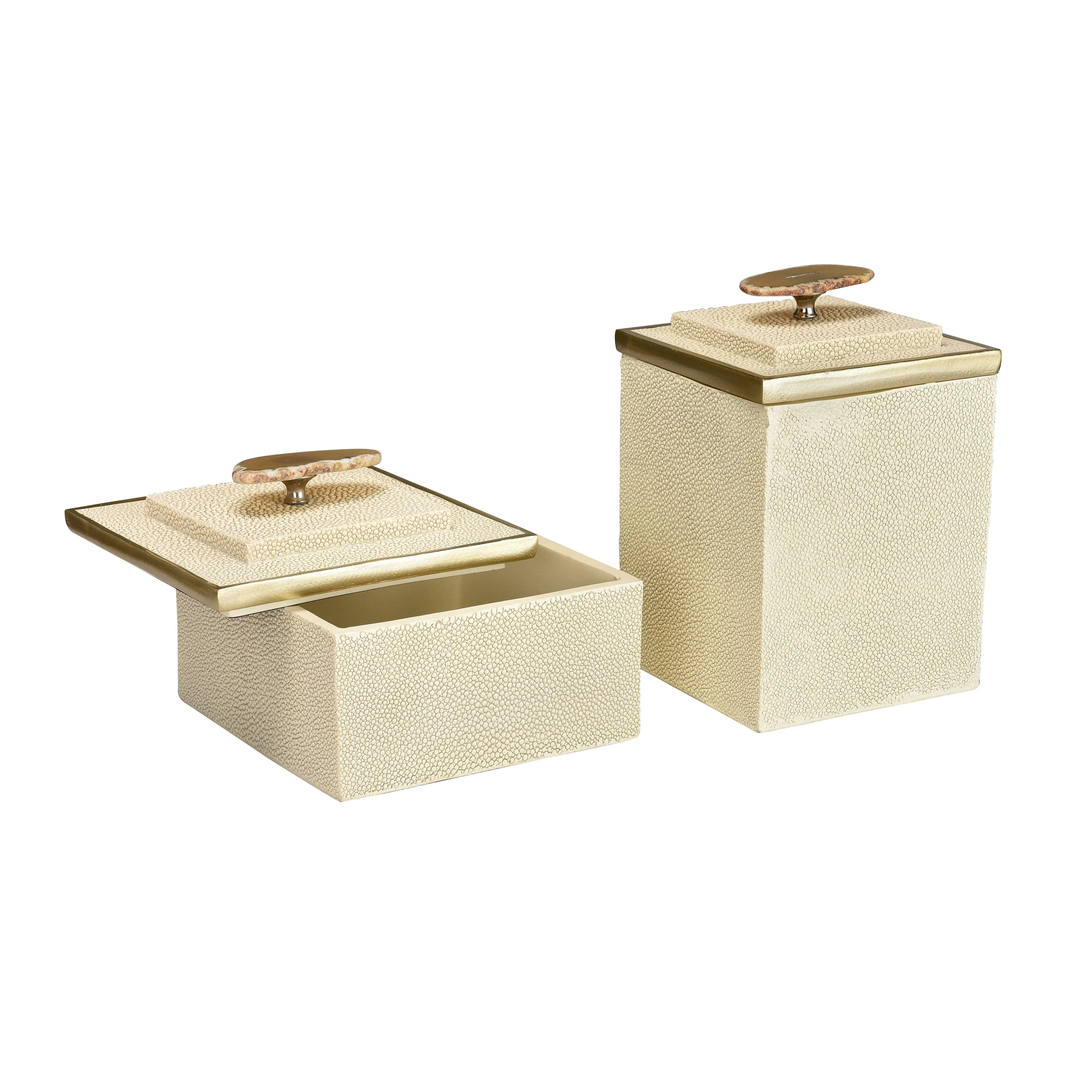 Benner Trays & Bowls