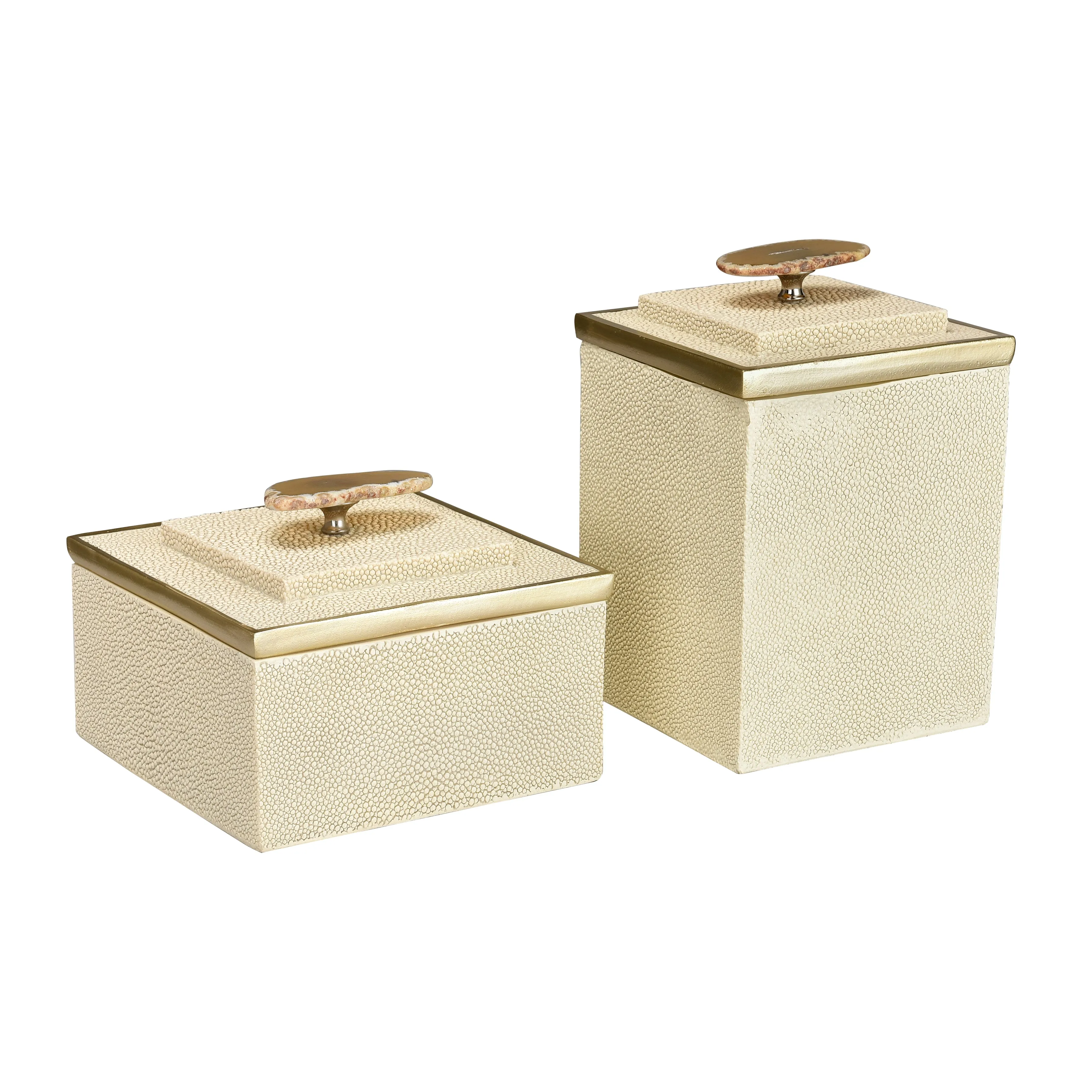 Benner Trays & Bowls