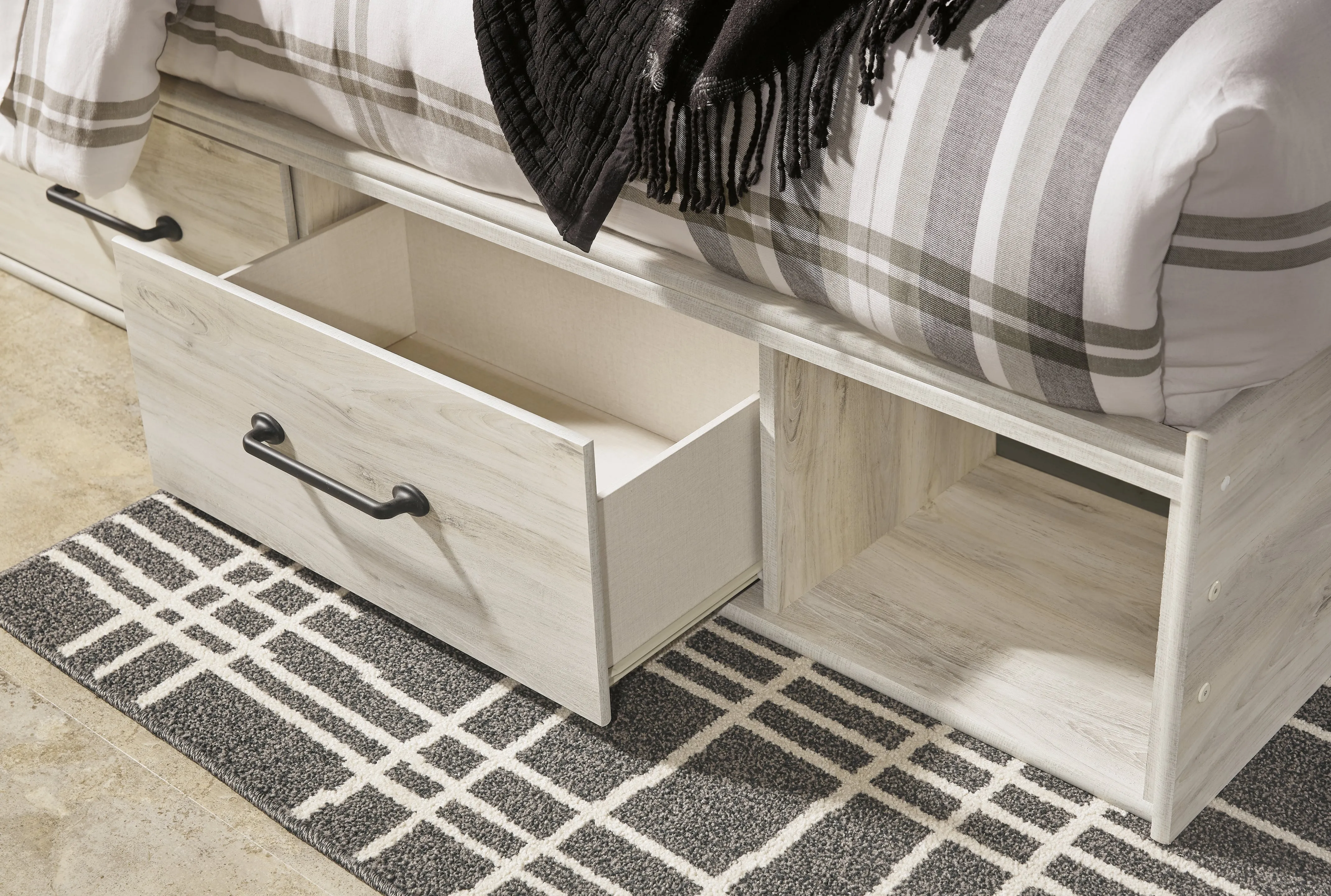 Cambeck King Panel Bed with 4 Storage Drawers with Mirrored Dresser and 2 Nightstands in Whitewash
