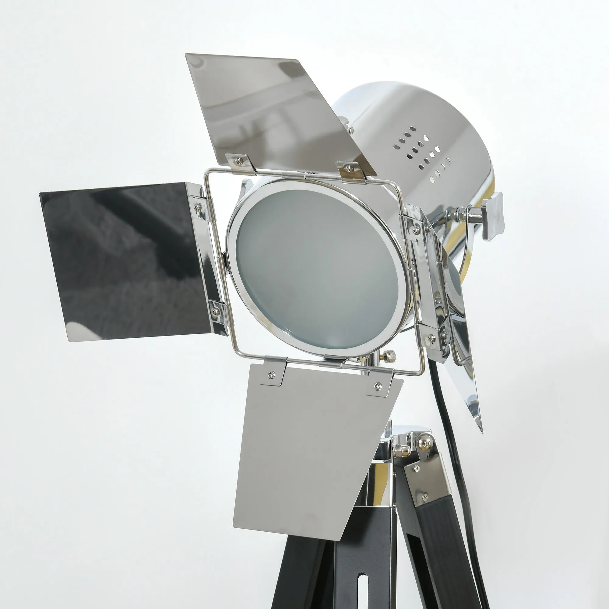 HOMCOM Vintage Tripod Floor Lamp Wood Cinema Searchlight W/ Adjustable Height