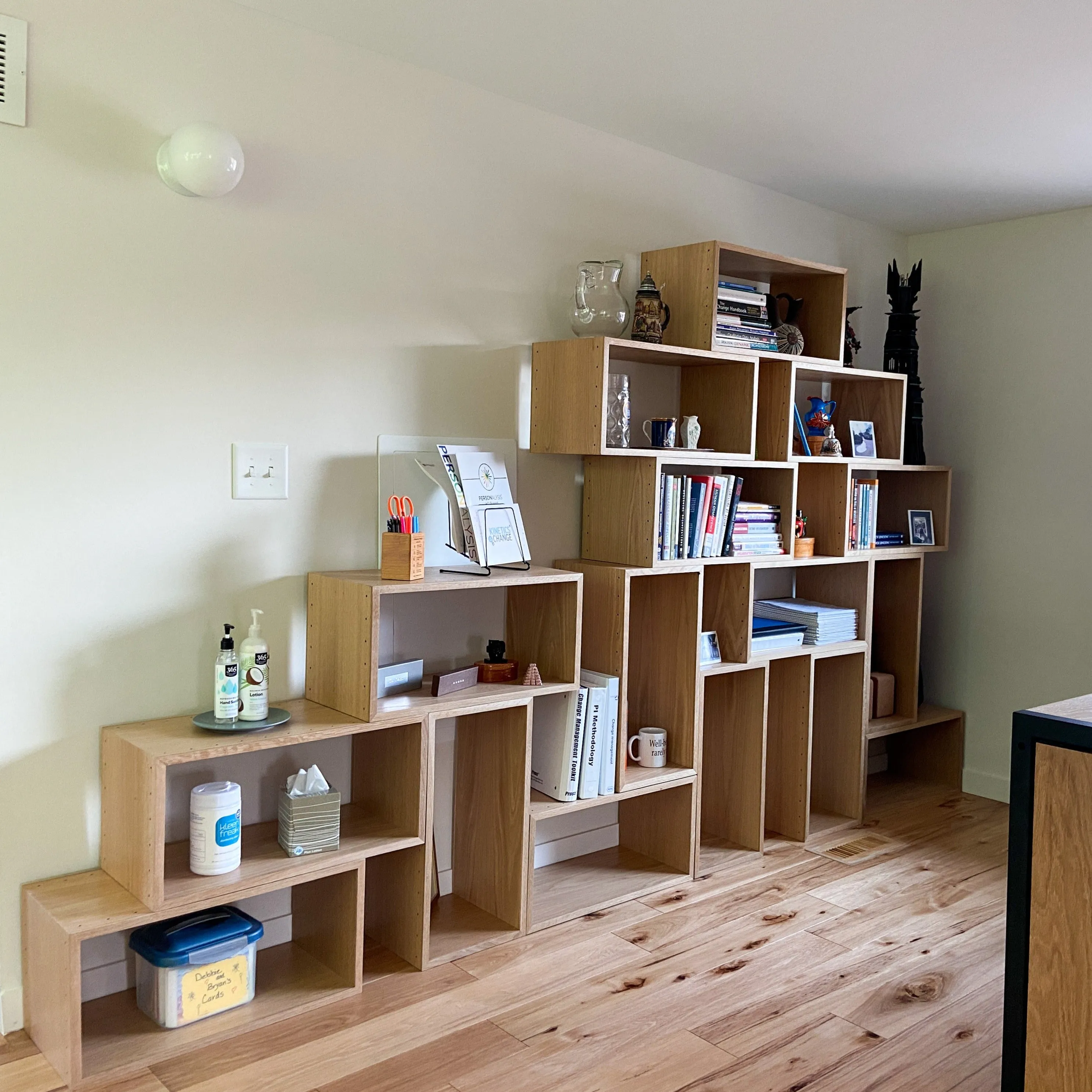 Oliver Modular Shelving