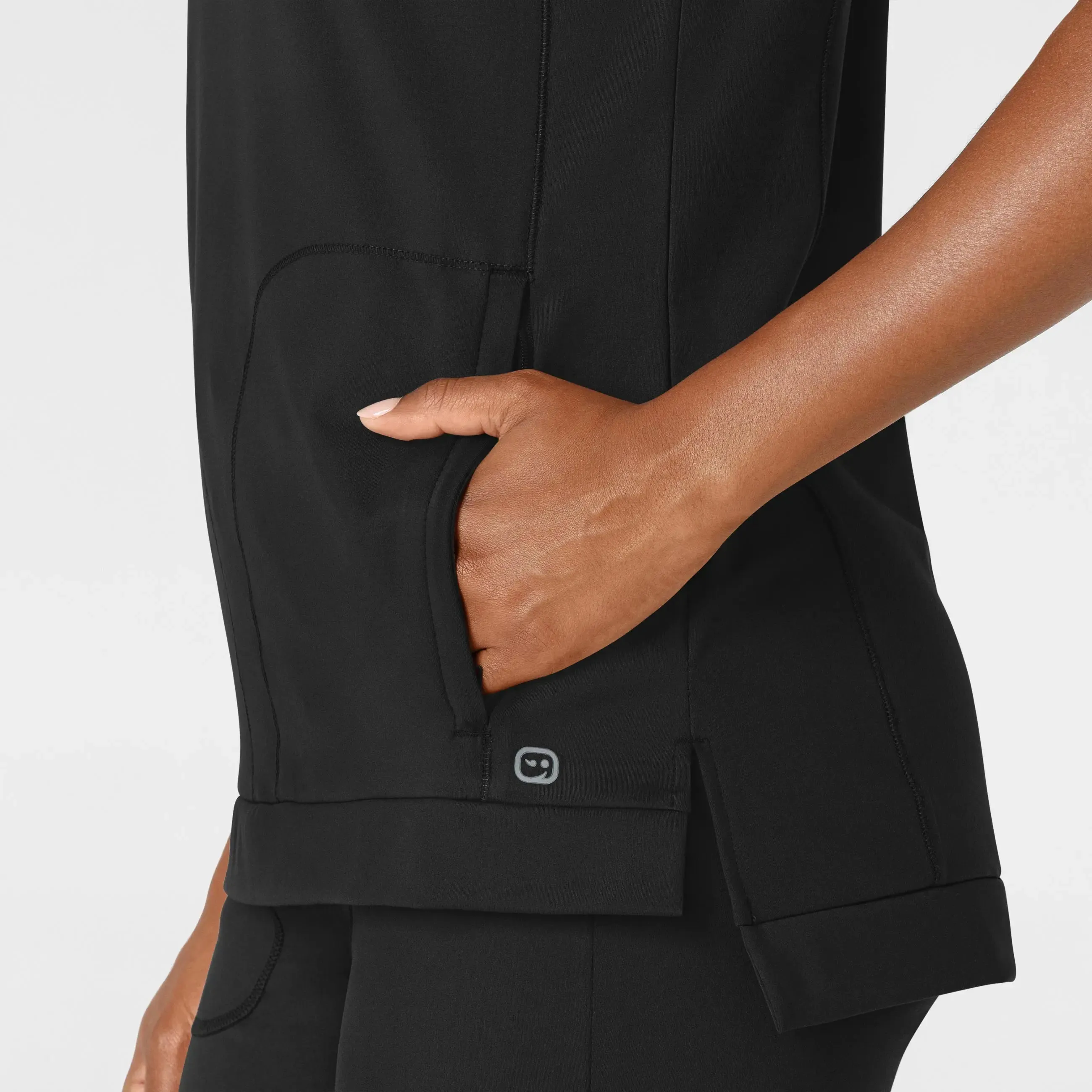 Wink Knit Women's Flex-n-Reach Crew Neck Scrub Top - Black